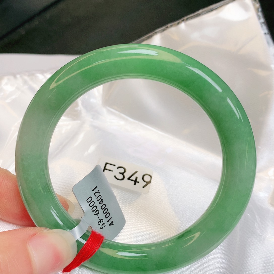 【闪购商品】翡翠手镯未镶嵌缅甸天然a货翡翠