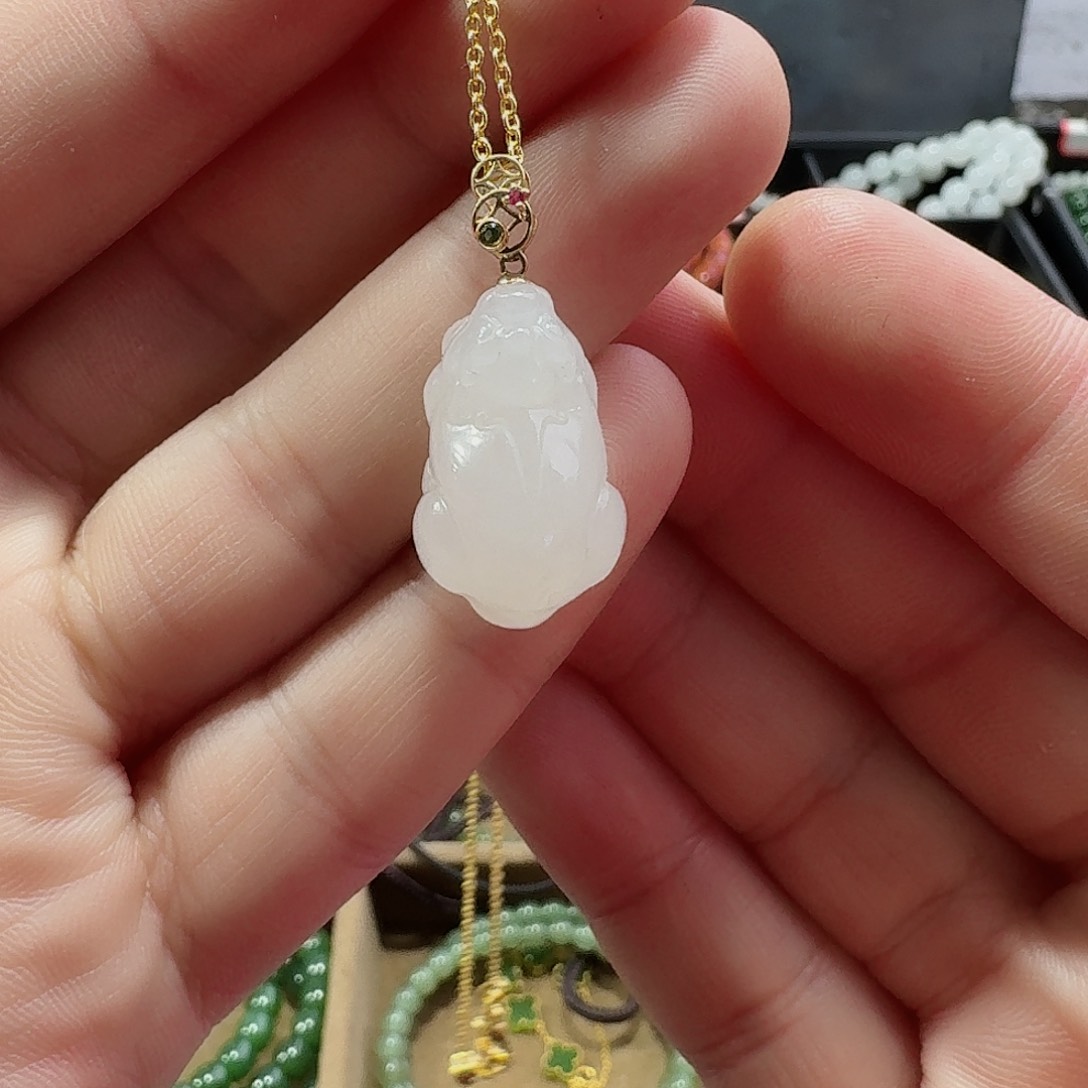 和田玉颈饰未镶嵌