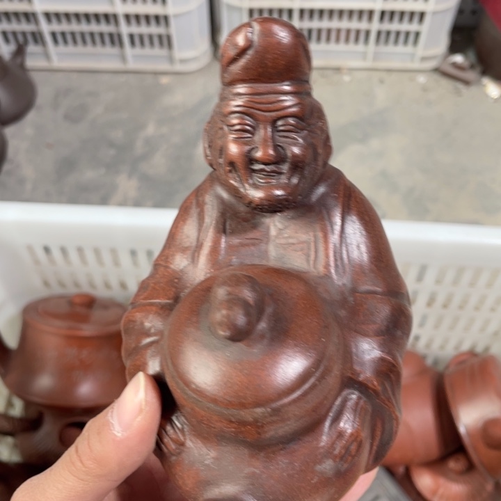 老厂紫砂壶一件。