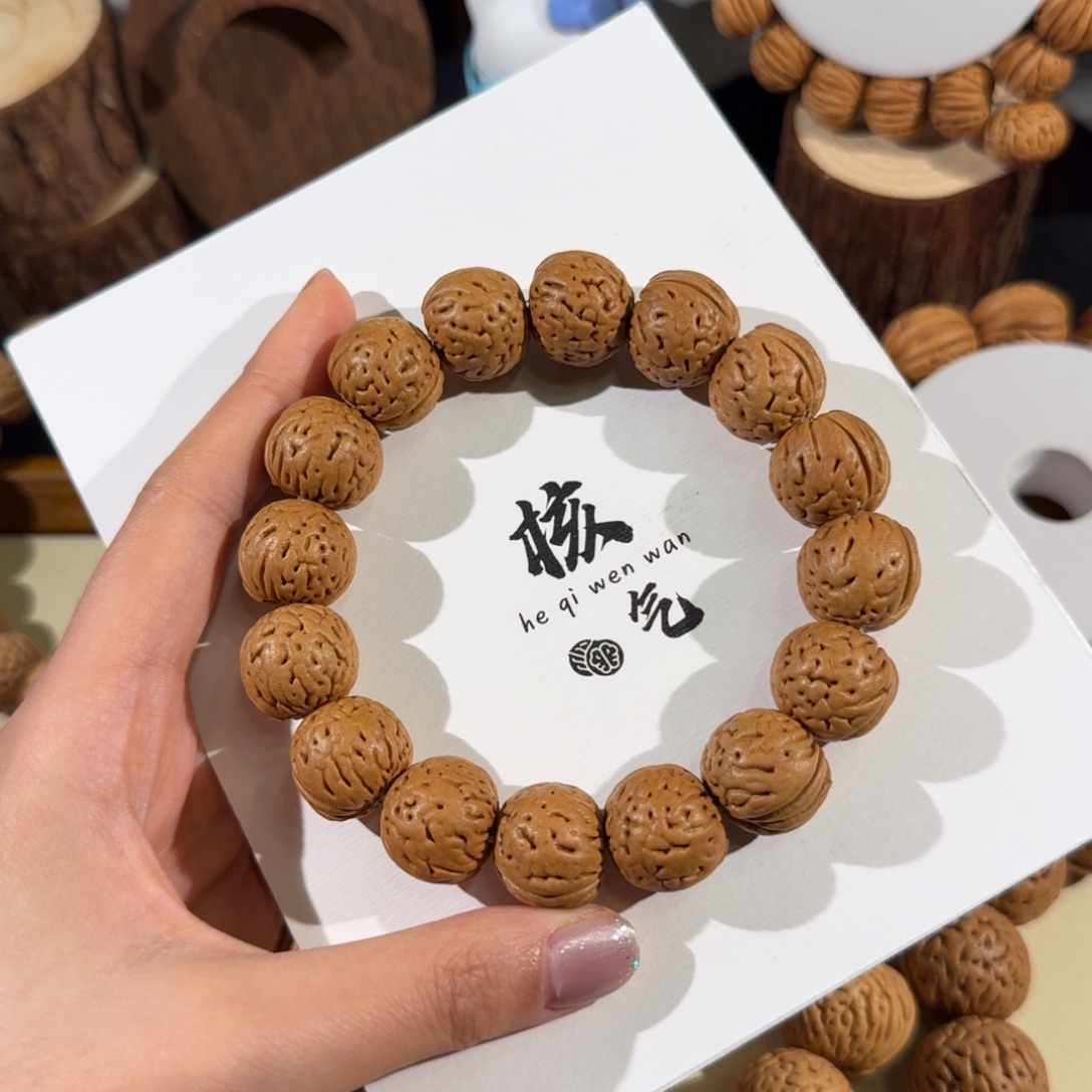 淡***风17大➕红皮金丹桃核