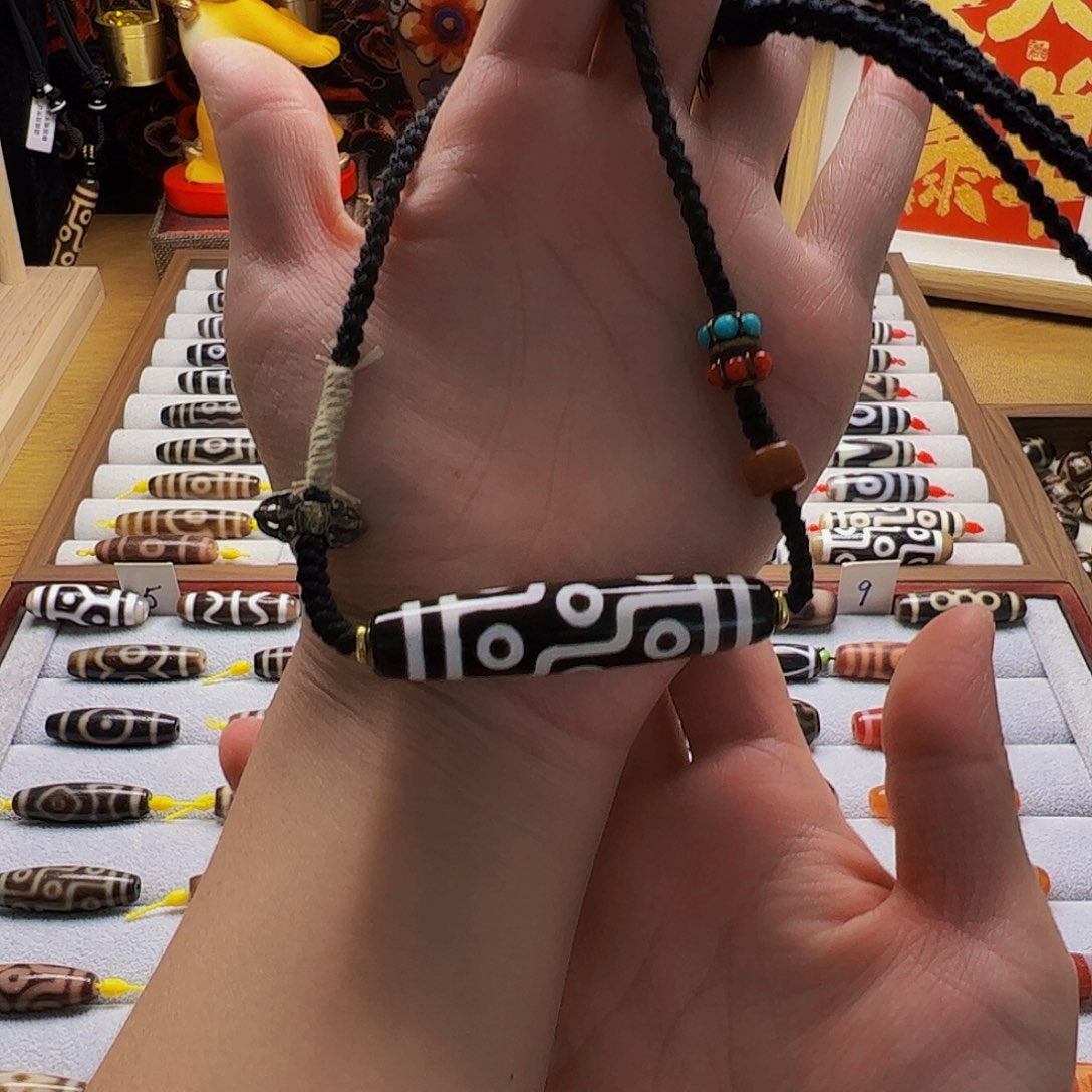 合金君合珠宝萌萌锁骨玛瑙/玉髓