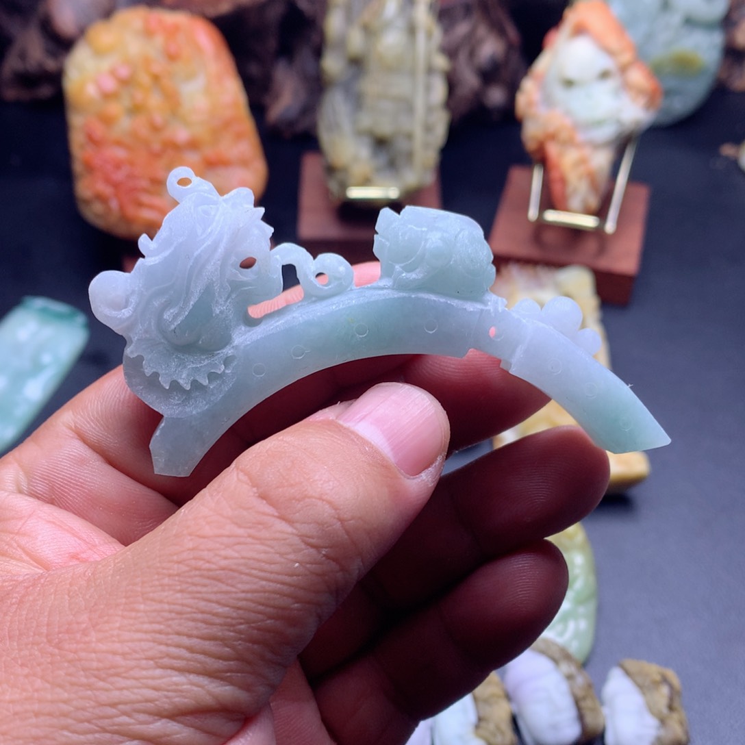 定制翡翠未镶嵌翡翠