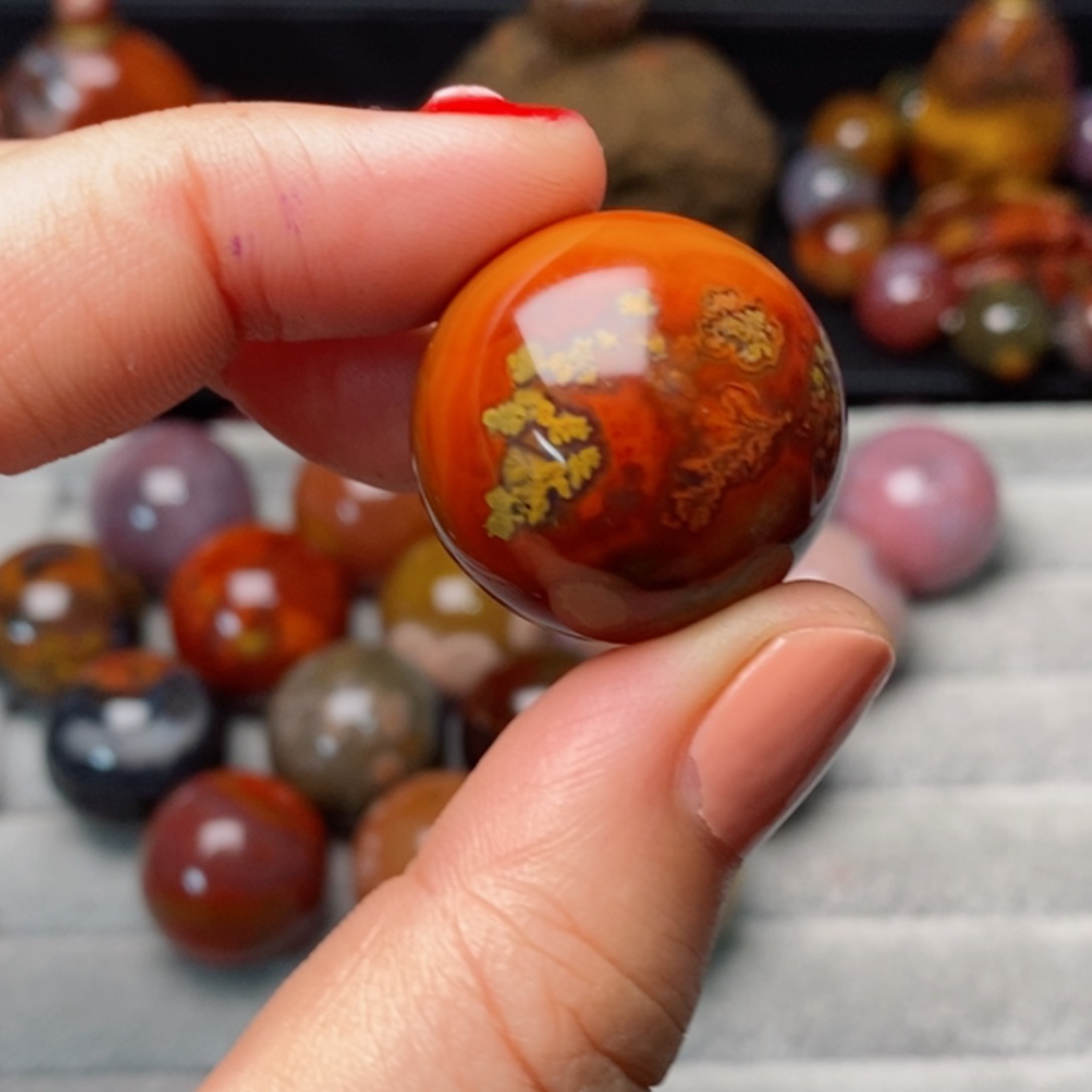 玛瑙/玉髓战国红玛瑙未镶嵌大*萝