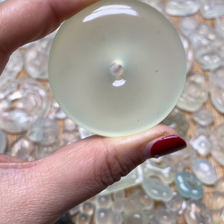 蛇纹石玉颈饰未镶嵌0**4