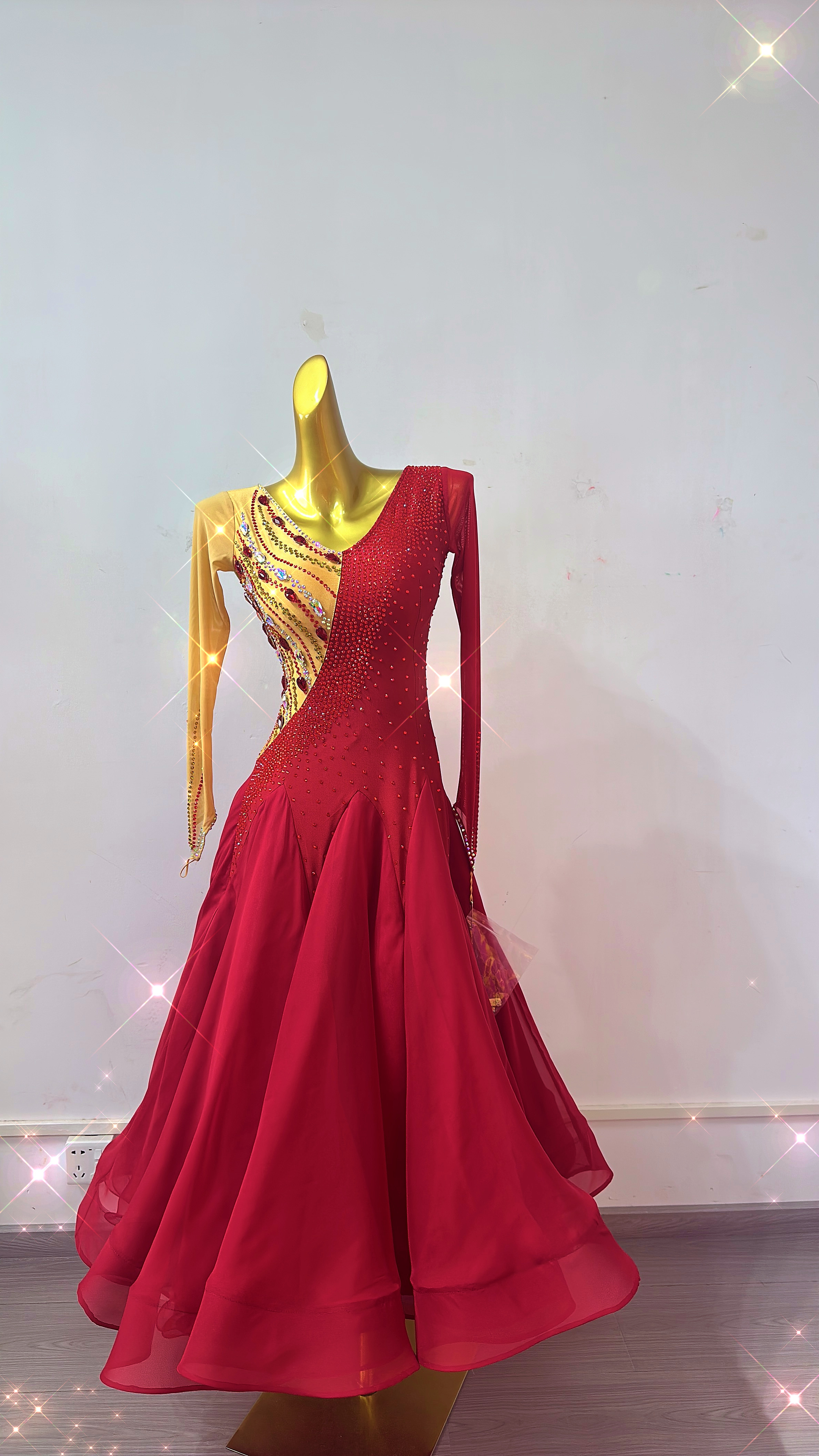 舞依阁高档定制款红色进口料摩登舞裙国标华尔兹交谊舞定制连衣裙