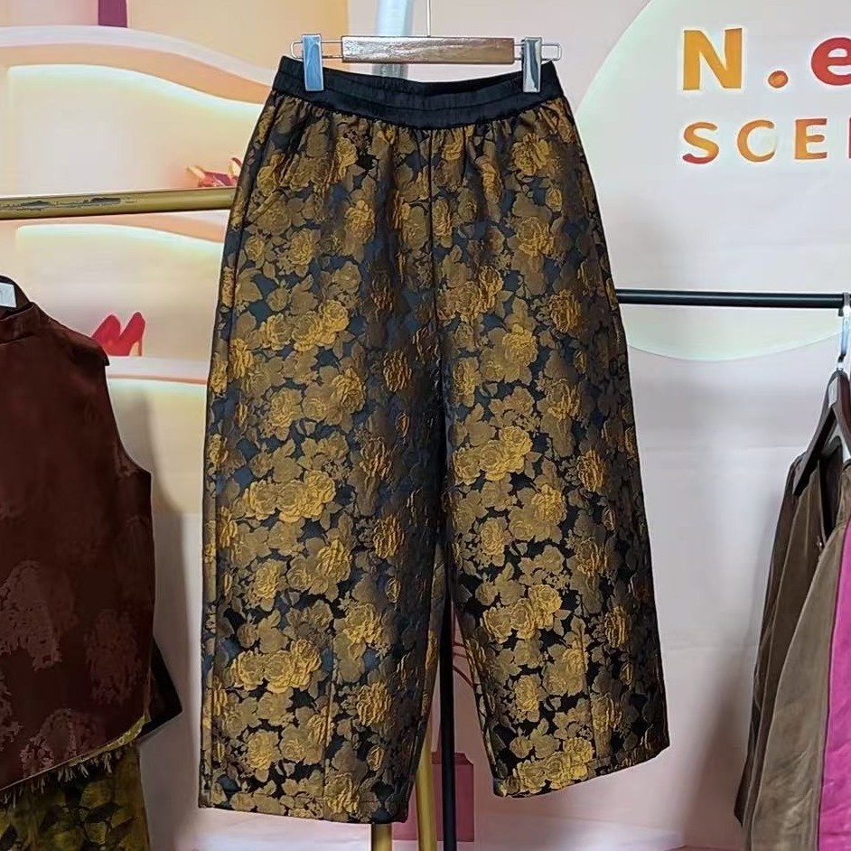 浮雕提花牡丹高腰百搭加绒花苞裤时尚休闲秋冬新款