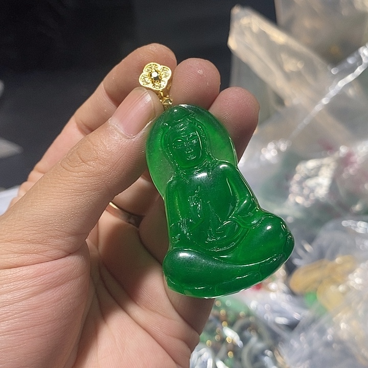 翡翠颈饰未镶嵌价格