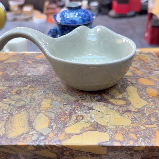 公道一个，瓷。。。品茗