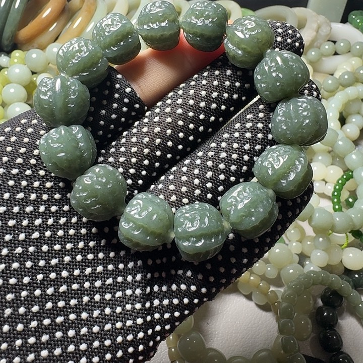 和田玉未镶嵌手链卡16