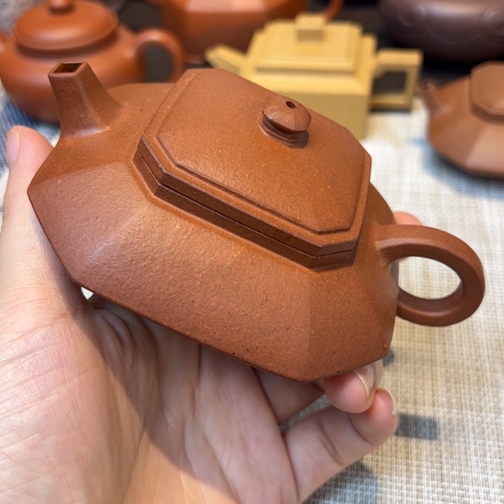茶壶紫砂八方合斗，容量150毫升，红泥