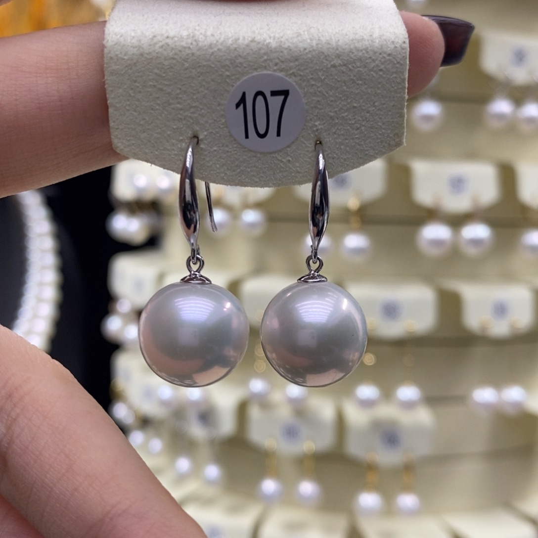 淡水珍珠银S925镶嵌耳饰