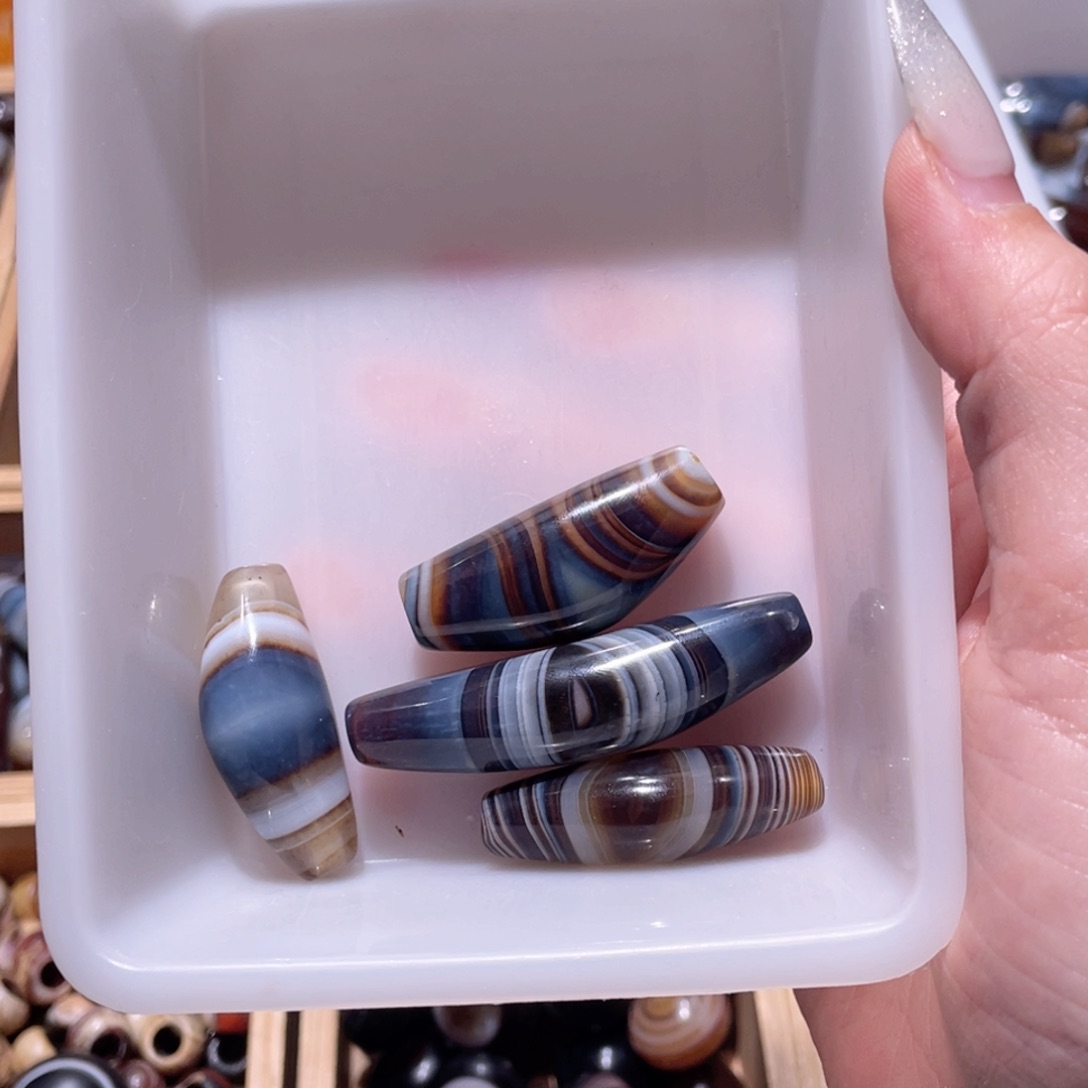 玛瑙/玉髓未镶嵌珠宝半成品