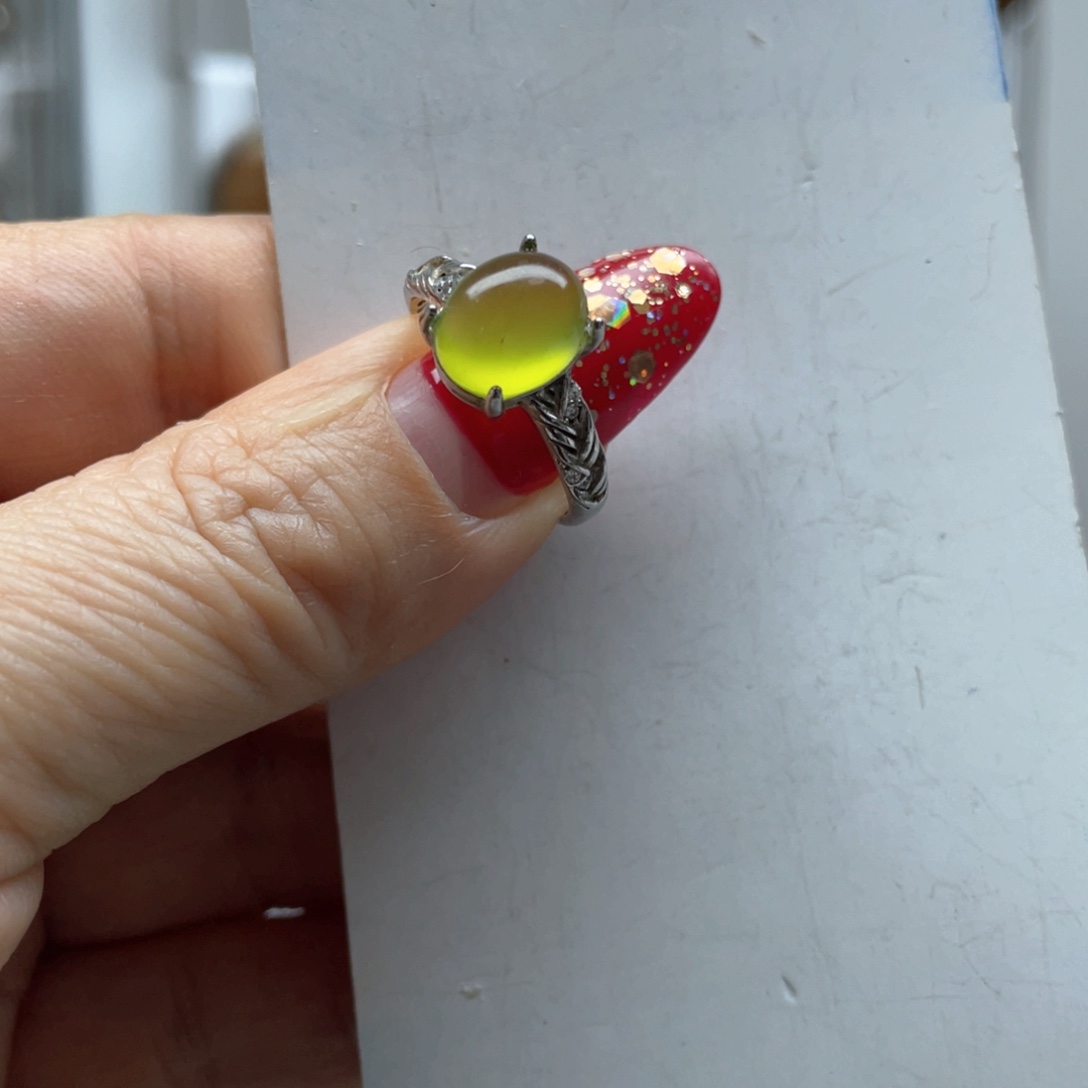 蛇纹石玉戒指未镶嵌