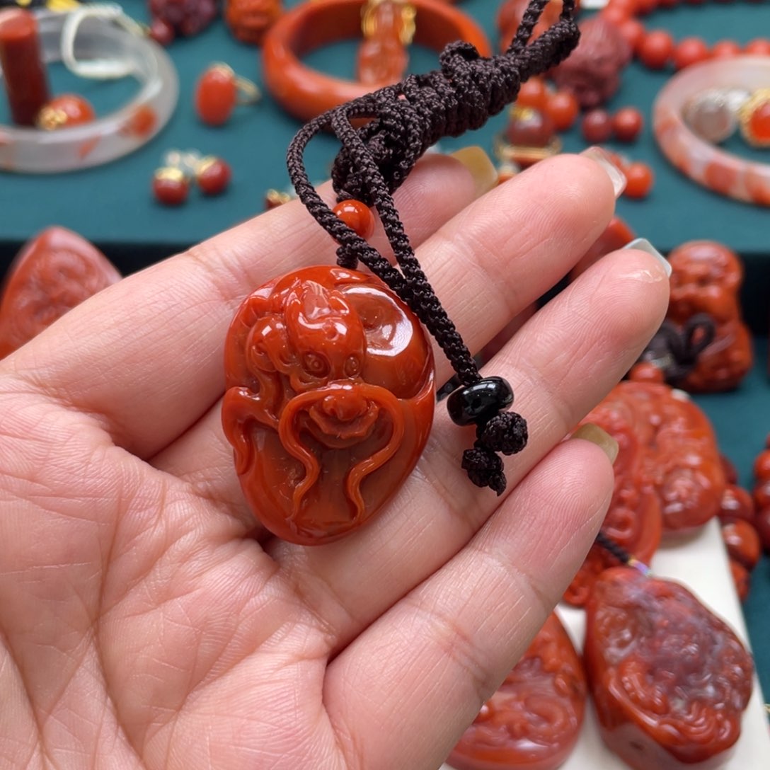 未镶嵌开播福利川料南红满肉龙牌吊坠南红玛瑙山*