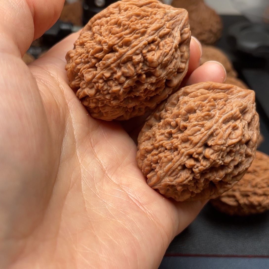 红***恩吊坠文玩核桃大蒜头37尺