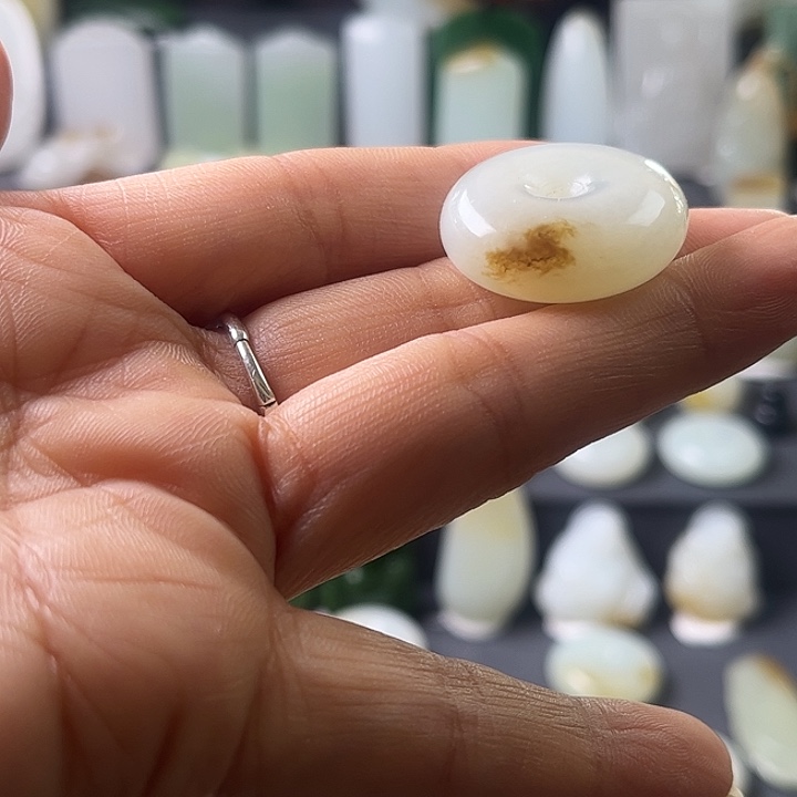 和田玉（糖玉）未镶嵌包链