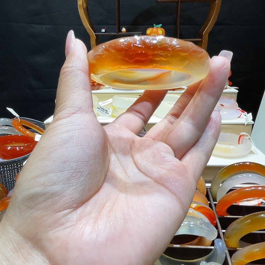 玛瑙/玉髓未镶嵌手镯