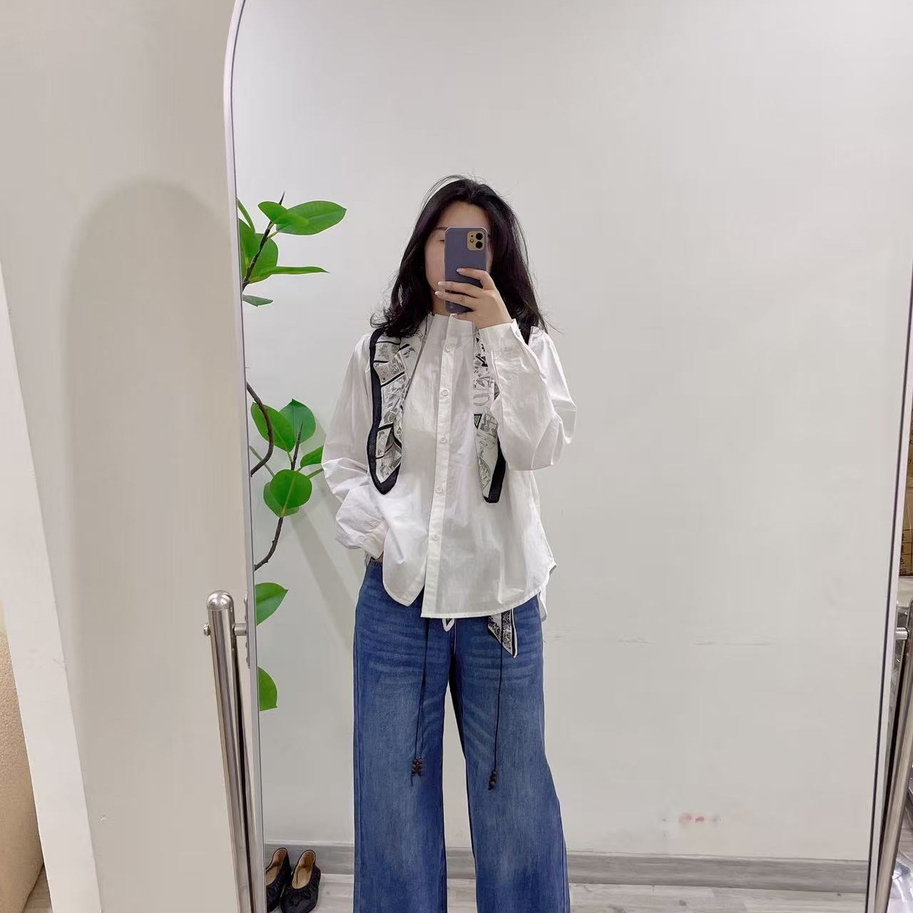 早秋新款高级感拼接丝巾衬衫法式宽松泡泡袖上衣