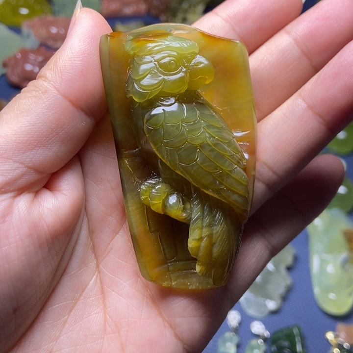 蛇纹石玉挂件未镶嵌浩***?