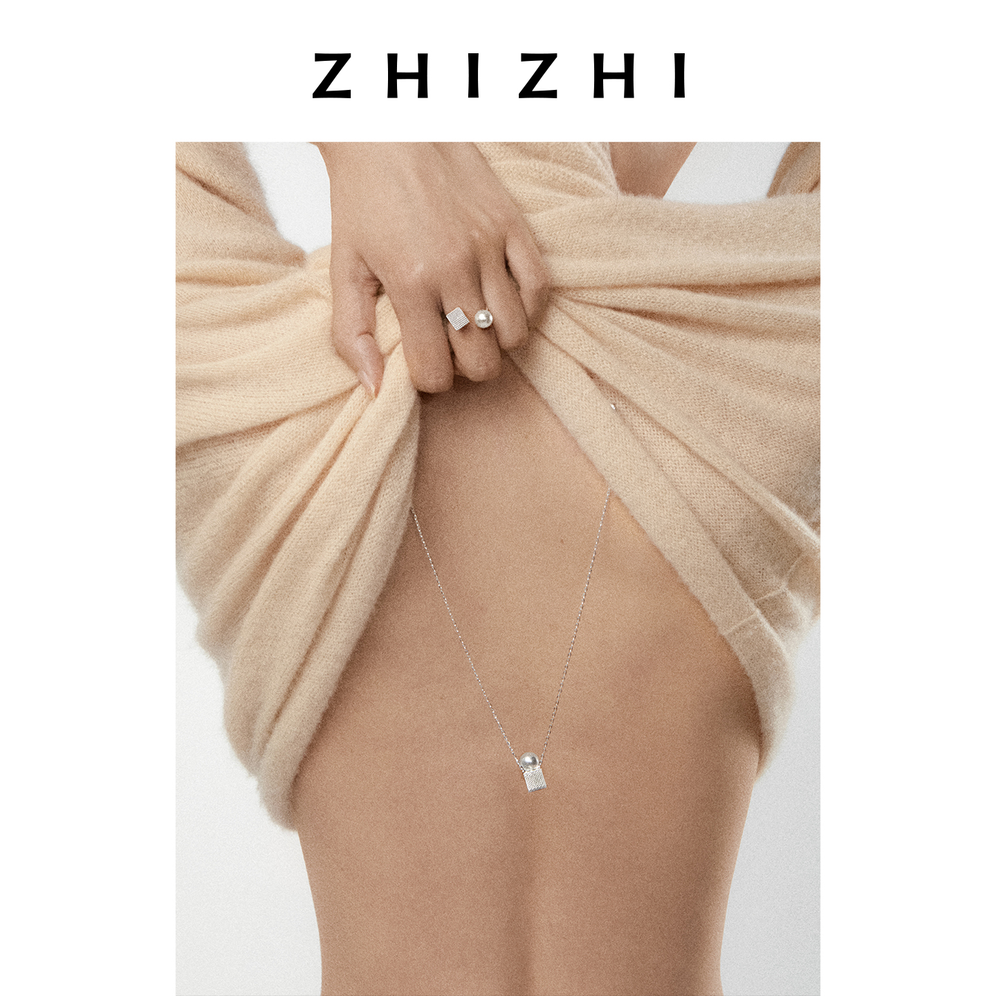 致知 甘露歌 优雅气质银丝网方贝珠项链25年冬季新款ZZ2EWPPT118