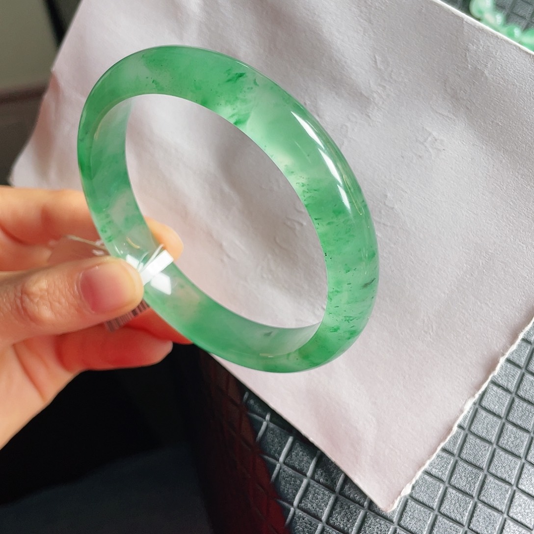 石英质玉手镯61未镶嵌秋**桐