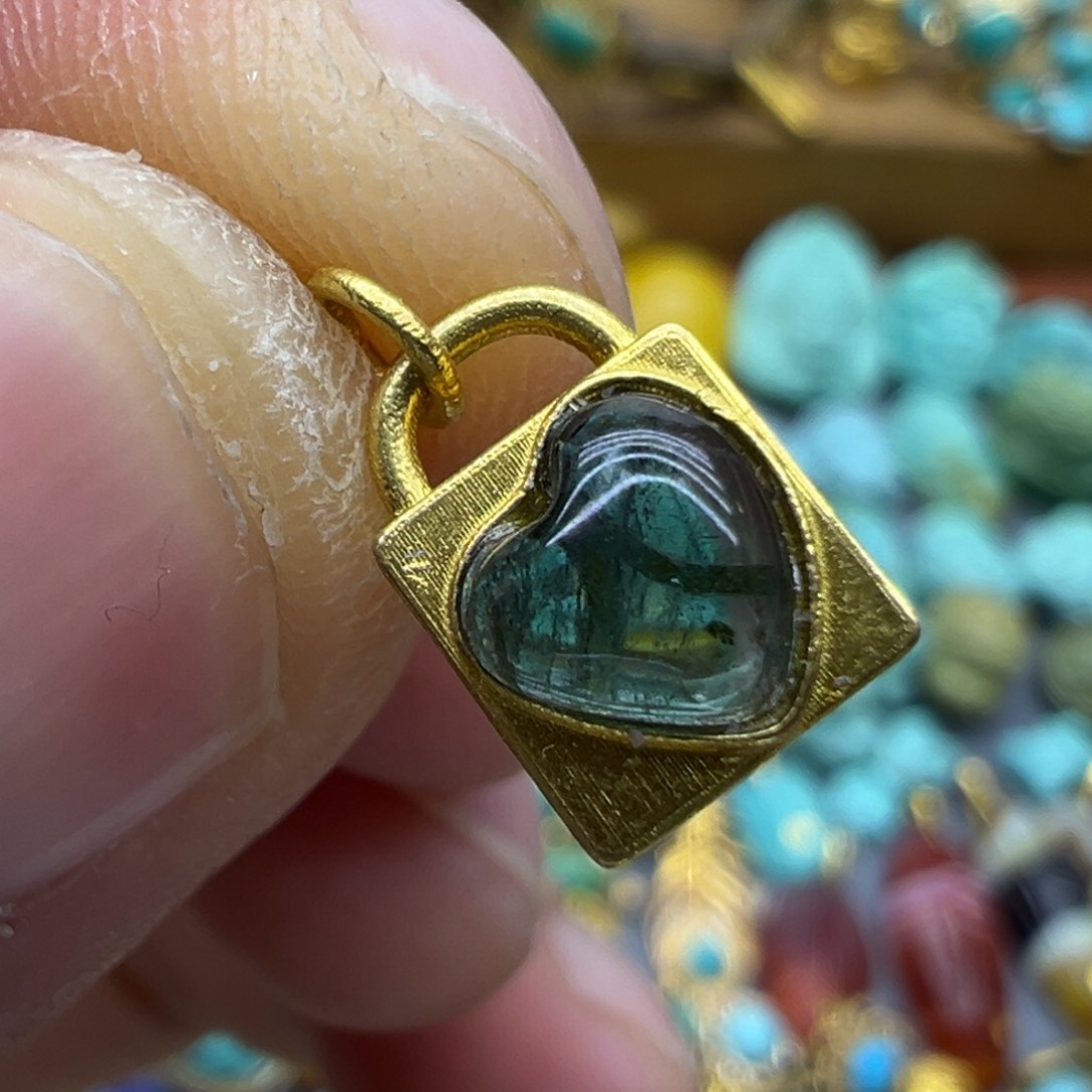 碧玺颈饰18K金镶嵌爱心