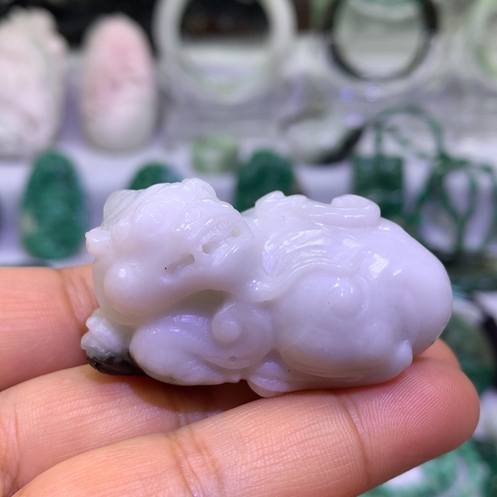 独山玉未镶嵌貔貅手把件