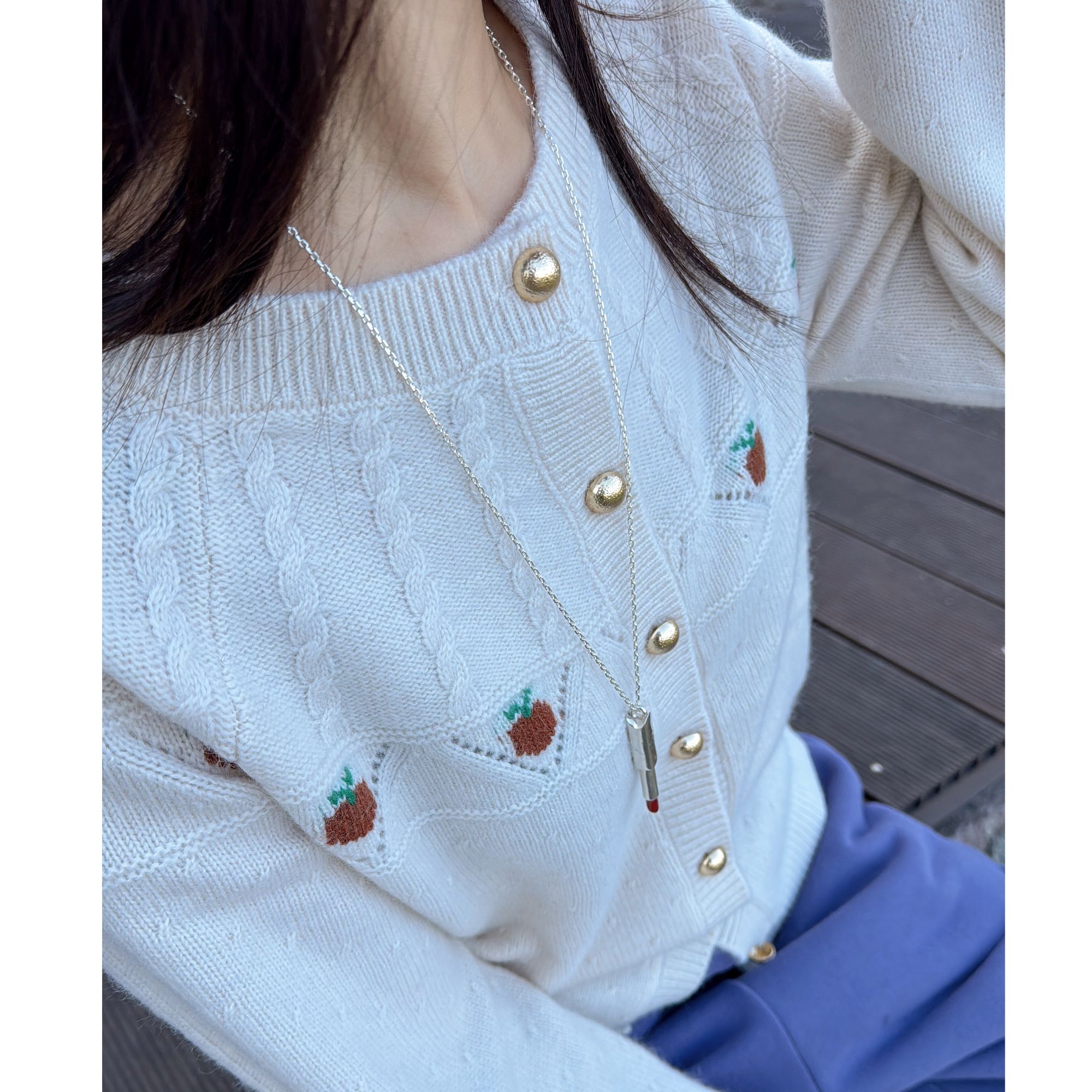 【丽姐女装】桃满枝｜小巧温柔 羊毛浣熊绒混纺精致细针毛衣M0302