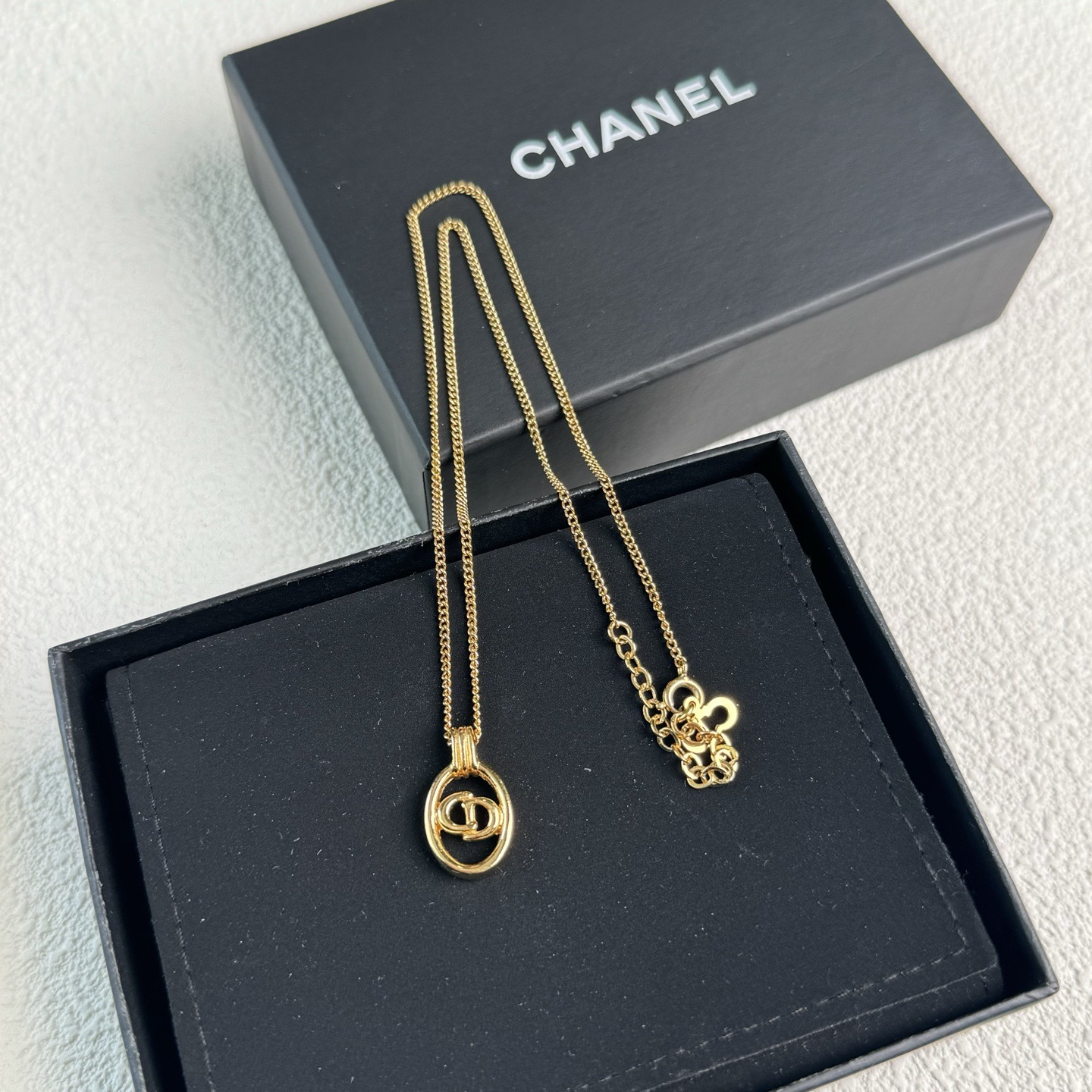 95新 DIOR/迪奥 泡泡中古Dior金色圆形字母锁骨链
