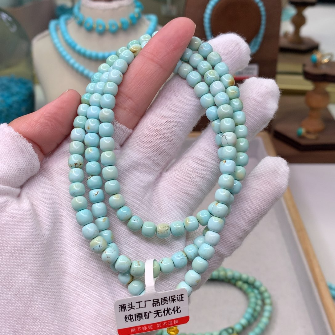 绿松石配饰未镶嵌