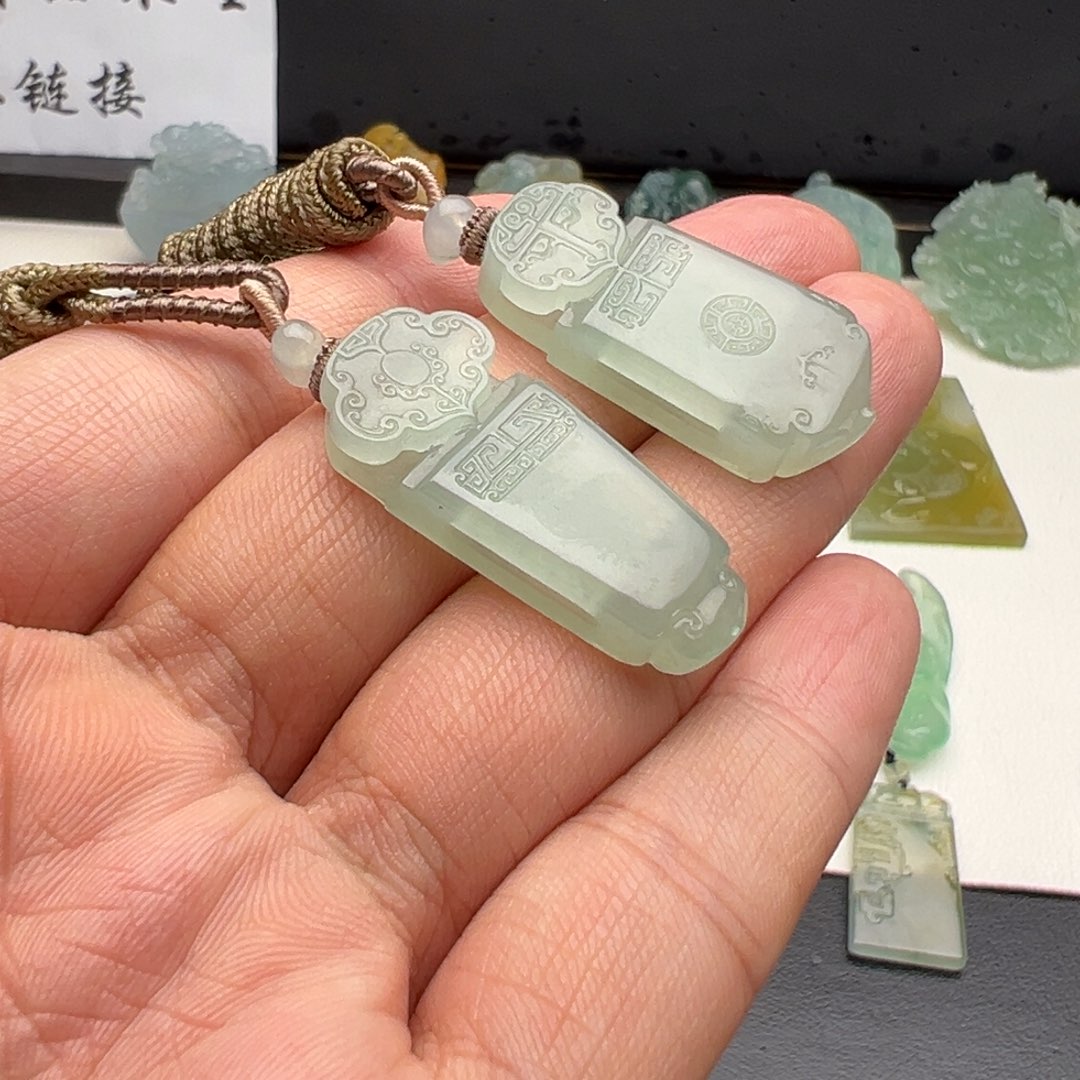 定制翡翠未镶嵌仿古