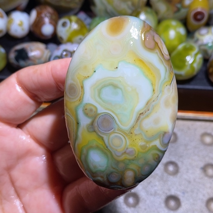 未镶嵌玛瑙/玉髓珠宝半成品104