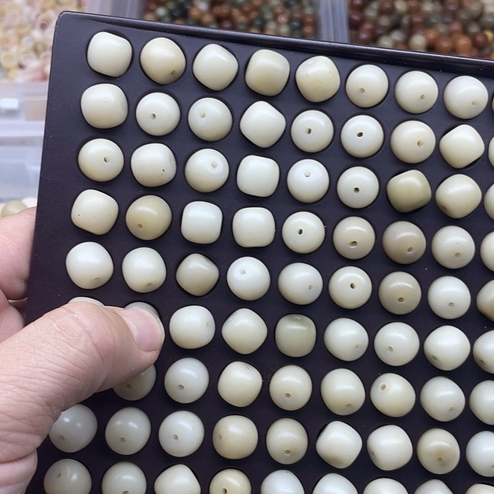 白玉菩提吊坠12微瑕奶青桶100颗➕灯牌宠50颗