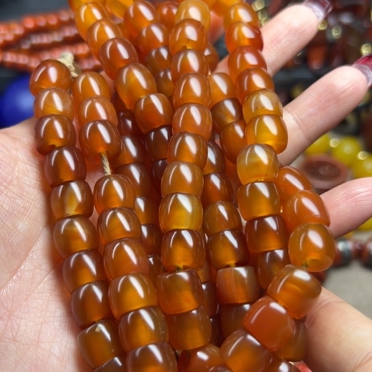 玛瑙/玉髓颈饰未镶嵌