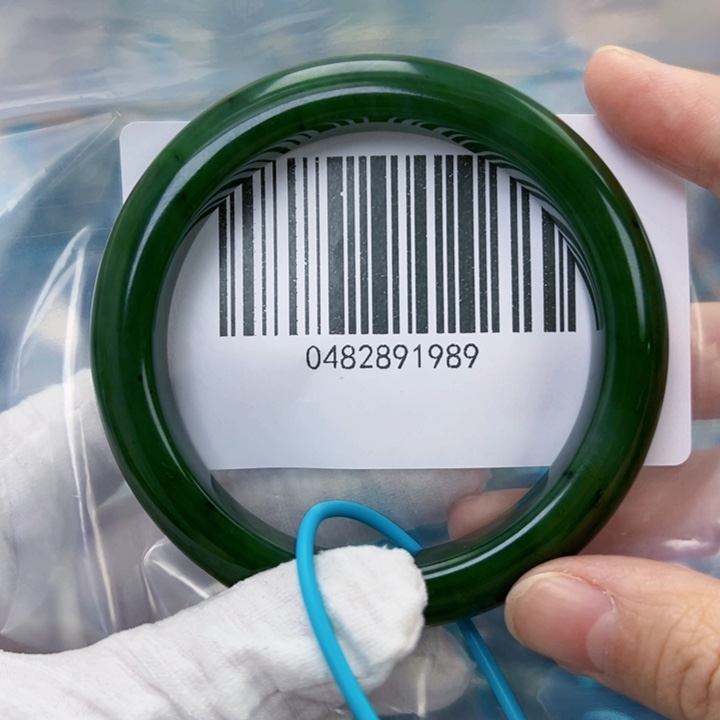 和田玉未镶嵌手镯微瑕5960