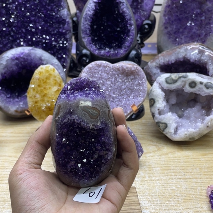 未镶嵌大型摆件（非配饰）紫晶