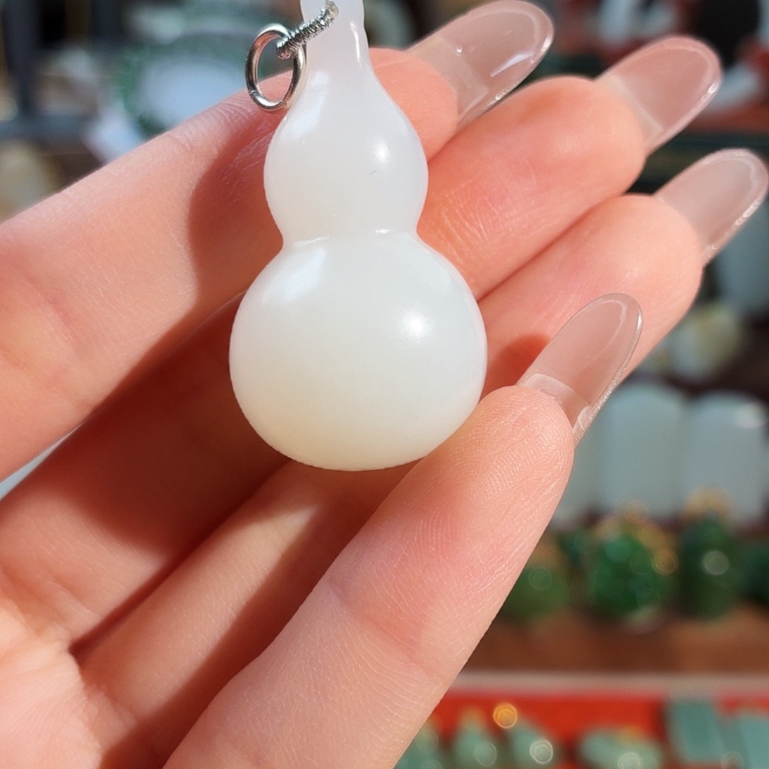 和田玉未镶嵌颈饰T