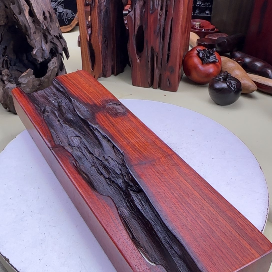 大果紫檀（缅甸花梨）山**水