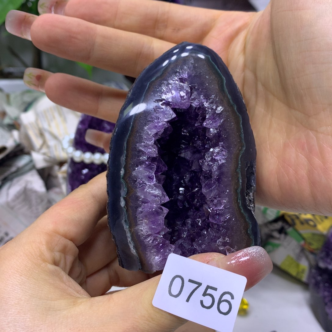 未镶嵌紫晶大型摆件（非配饰）756