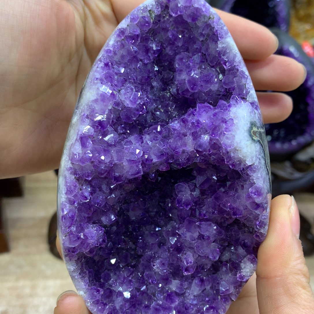 紫晶恐龙蛋未镶嵌