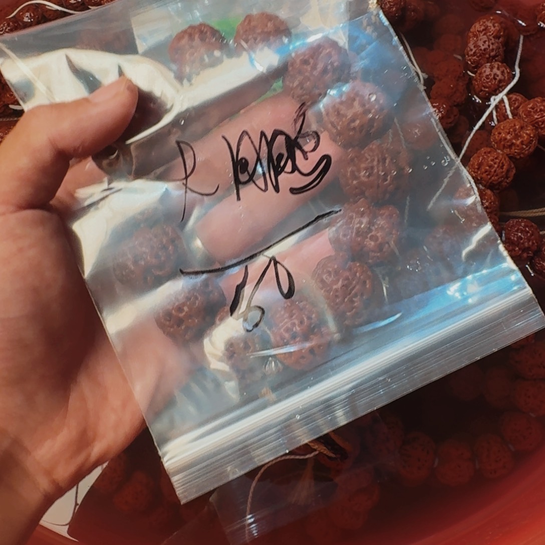 大****金刚菩提吊坠80啊啊啊啊