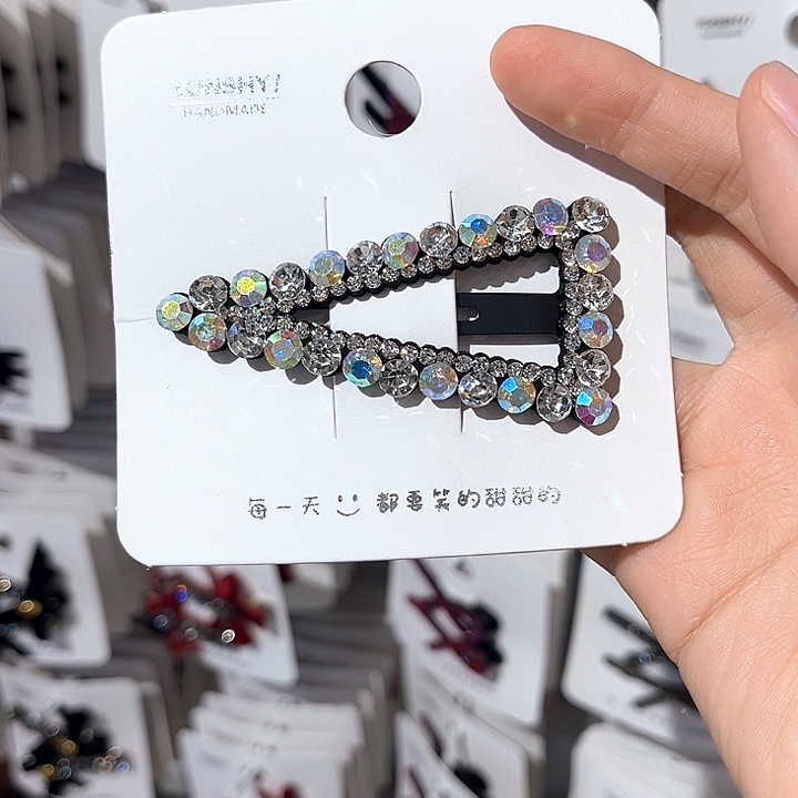 皮质铁合金三角发夹