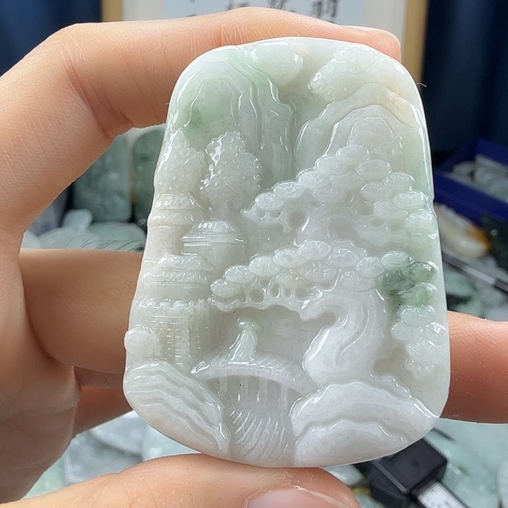 翡翠未镶嵌颈饰翡翠