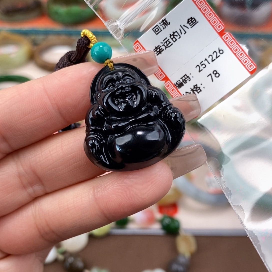 和田玉未镶嵌手镯挂件回流