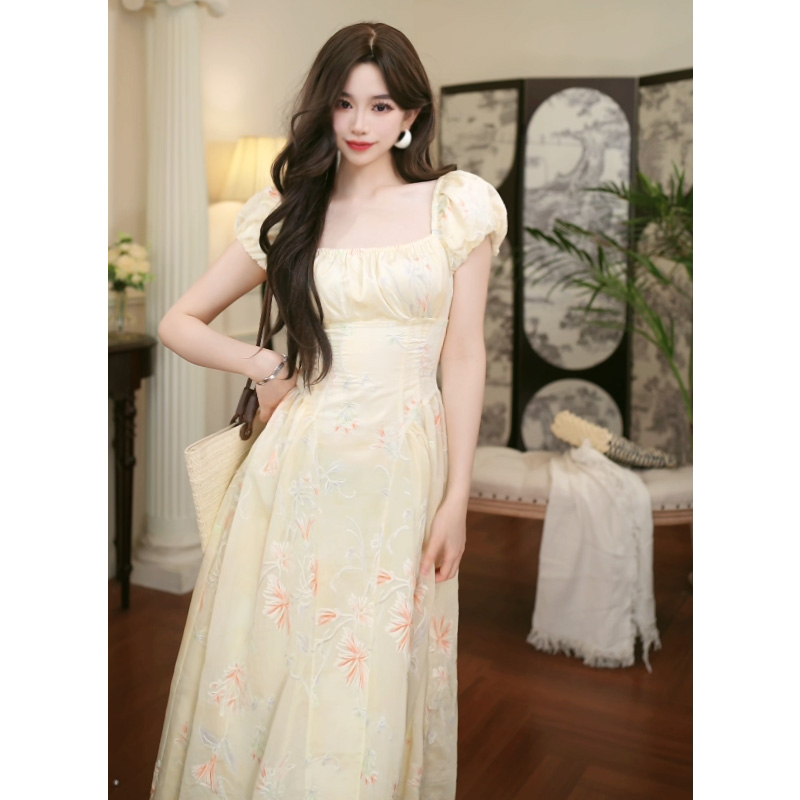 【亚子专属】酒午 法式时尚气质重工绣花收腰显瘦连衣裙YS867