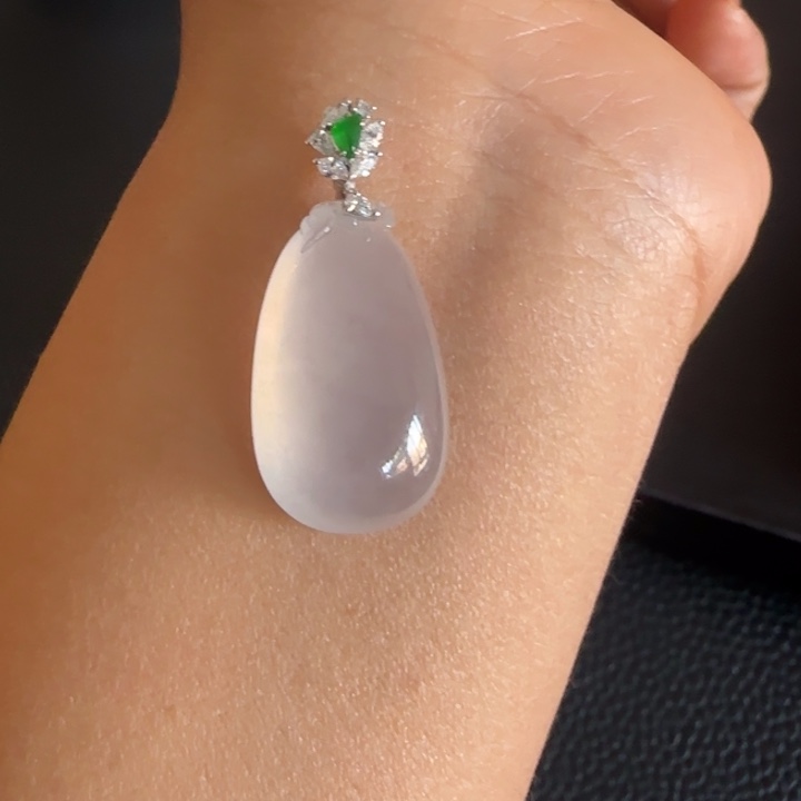 翡翠颈饰18K金镶嵌福瓜L