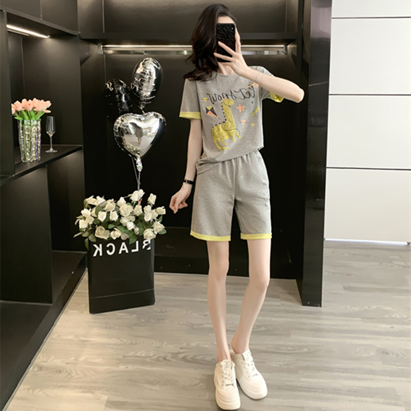 休闲运动服套装女2025年夏季新款时尚洋气减龄印花短袖短裤两件套