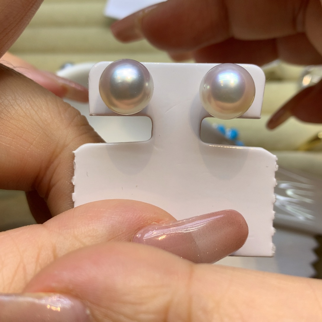 18K金镶嵌耳饰海水珍珠