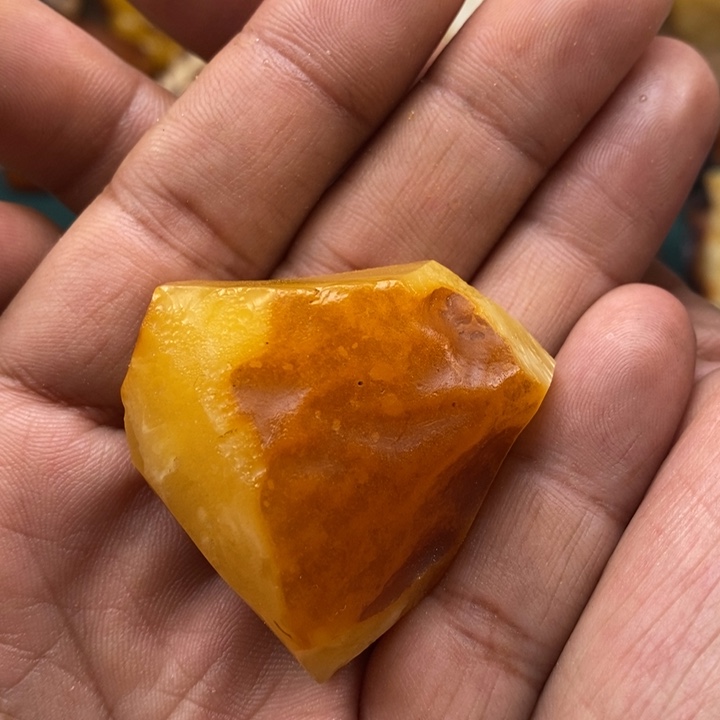 未镶嵌定制琥珀天然蜜蜡原石