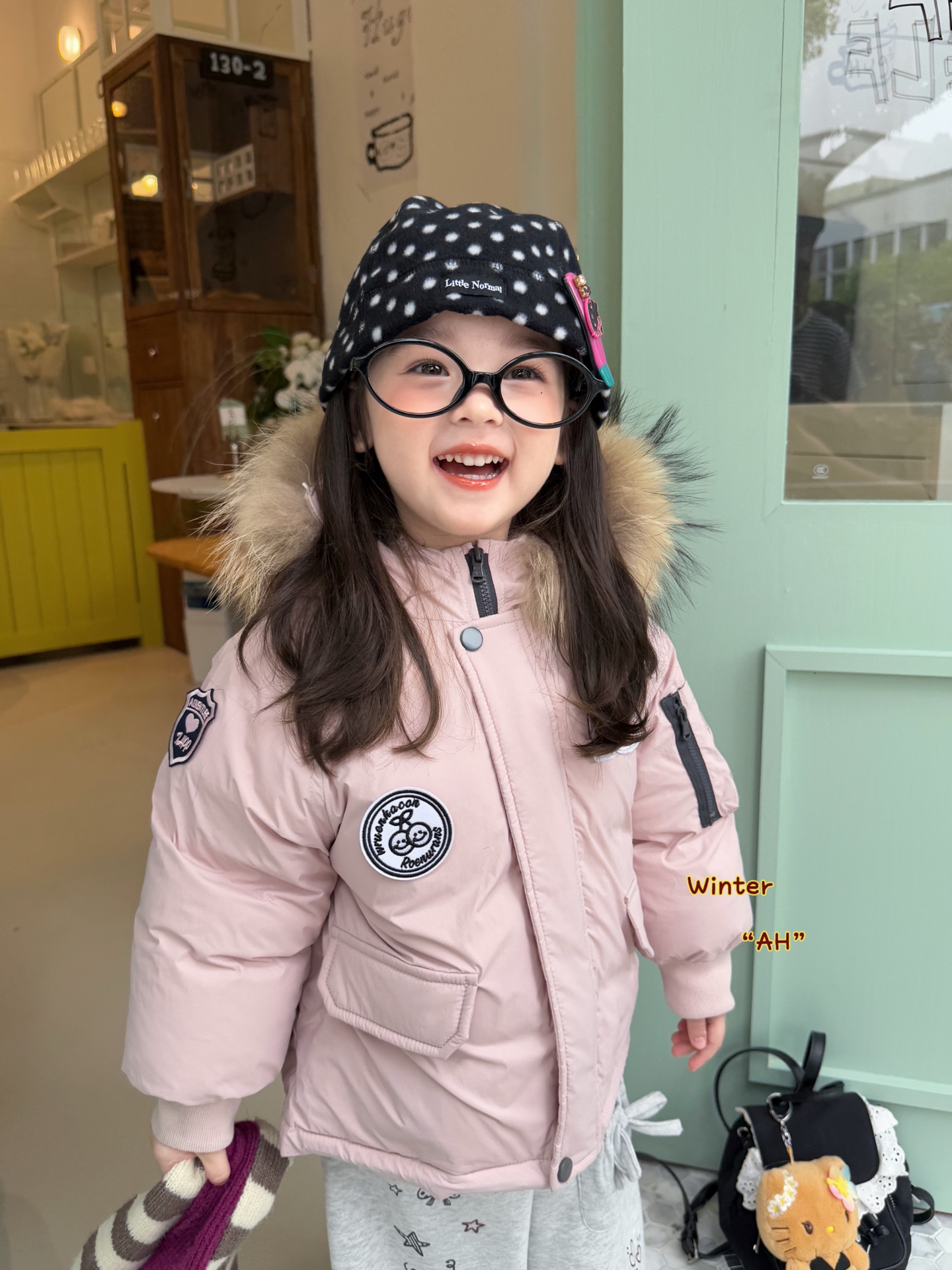 【AH现货】女童粉色卡通加厚羽绒服（8078-冬A）汉服